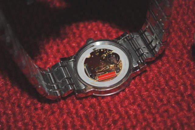 BURBERRY（バーバリー）腕時計の電池交換 - ラ・シュシュ