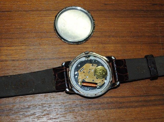 BURBERRY バーバリー 腕時計の電池交換 - ラ・シュシュ