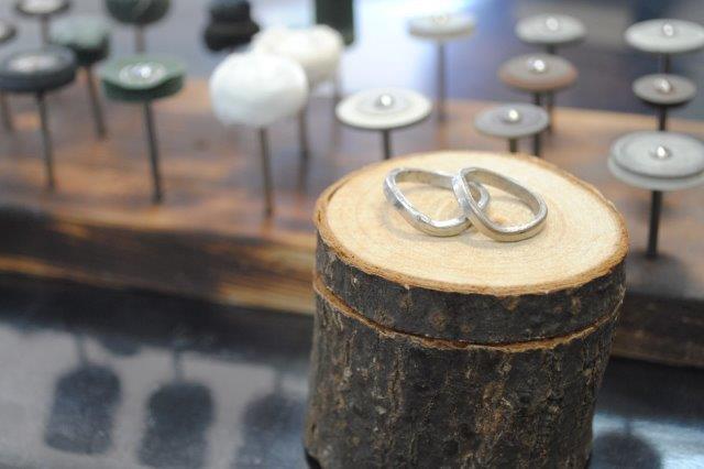 プラチナ　結婚指輪　マリッジリング　手作り　鍛造