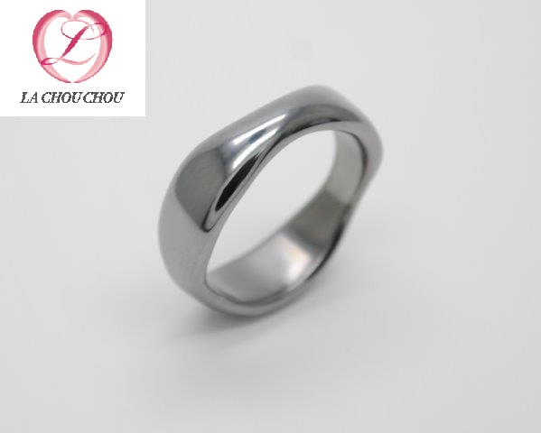 ハフニウム結婚指輪