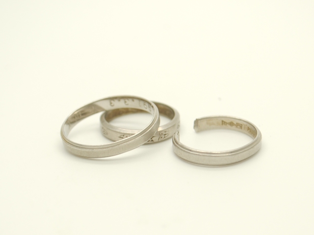 形見　リフォーム　プラチナ９００　Ｐｔ９００　婚約指輪　結婚指輪　身に着けたい　色付き　オーバル　イヤリング　ネックレス　ペンダント　残す　指輪　アレンジ　可愛い　おしゃれ