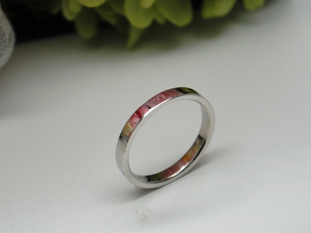 形見　リフォーム　プラチナ９００　Ｐｔ９００　婚約指輪　結婚指輪　身に着けたい　色付き　オーバル　イヤリング　ネックレス　ペンダント　残す　指輪　アレンジ　可愛い　おしゃれ