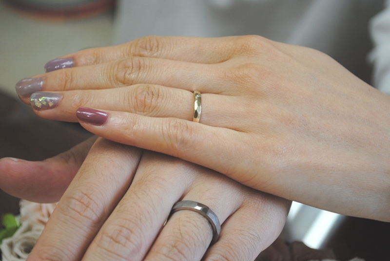 結婚指輪　１８金　ネイルサロン
