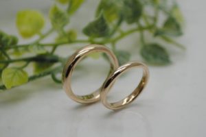 結婚指輪　シャンパンゴールド　群馬