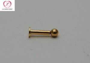 ラブレットピアス