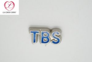 社章　ピン　折れた　修理